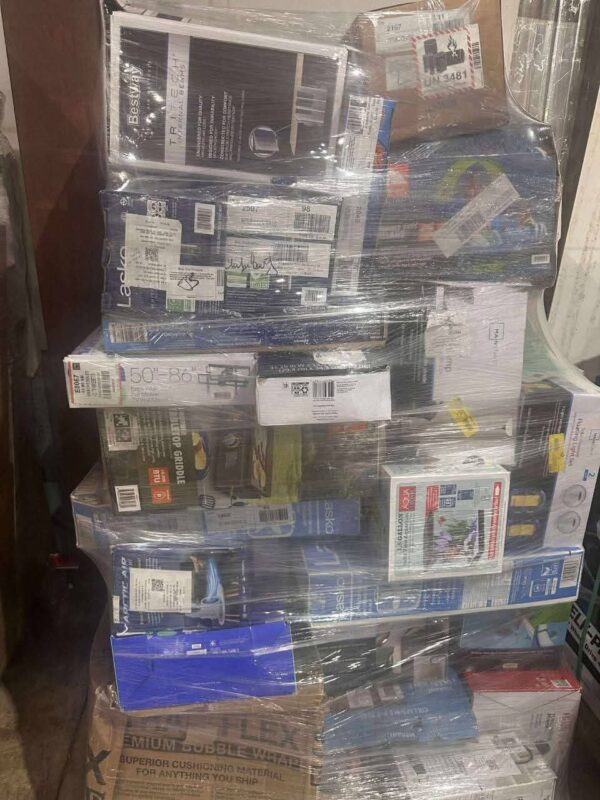 FB_IMG_1754559997289 Electronics pallets