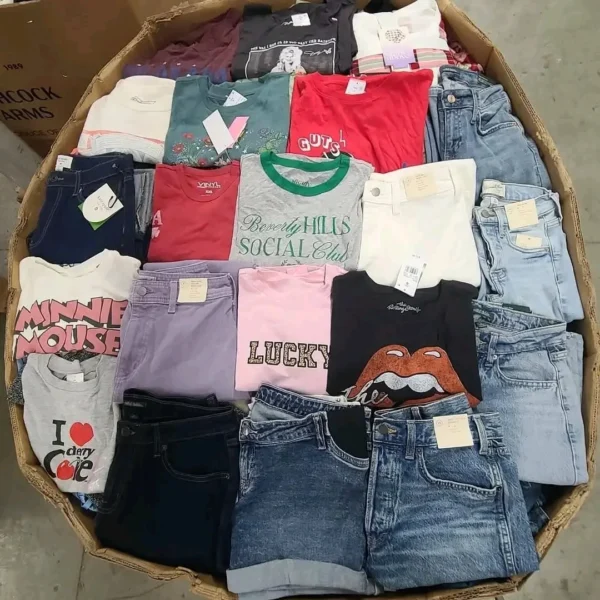 TARGET WOMEN’S CLOTHING PALLETS!
