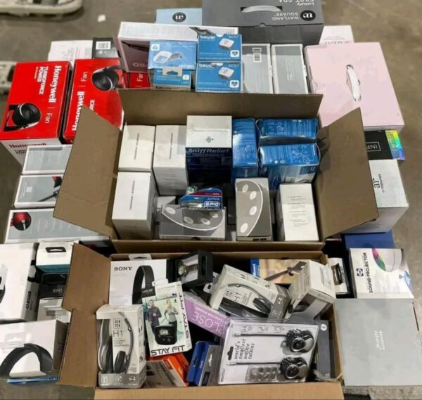 CVS Electronics pallets