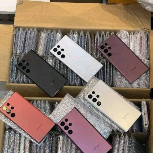 mix Phones pallet (iPhones , Samsung, Pixel): 50 pieces per pallet
